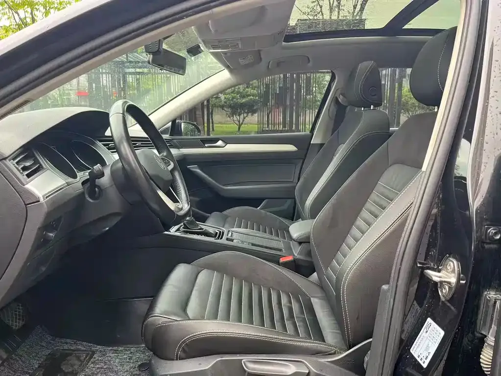 Volkswagen Magotan 2023 из CN, фото 2