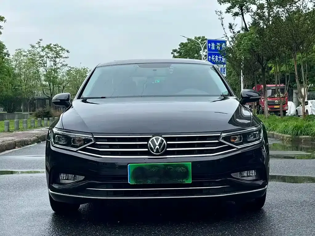 Volkswagen Magotan 2023 из CN, фото 4