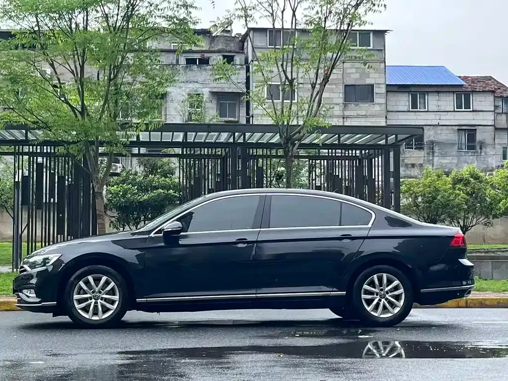 Volkswagen Magotan 2023 из CN, фото 7