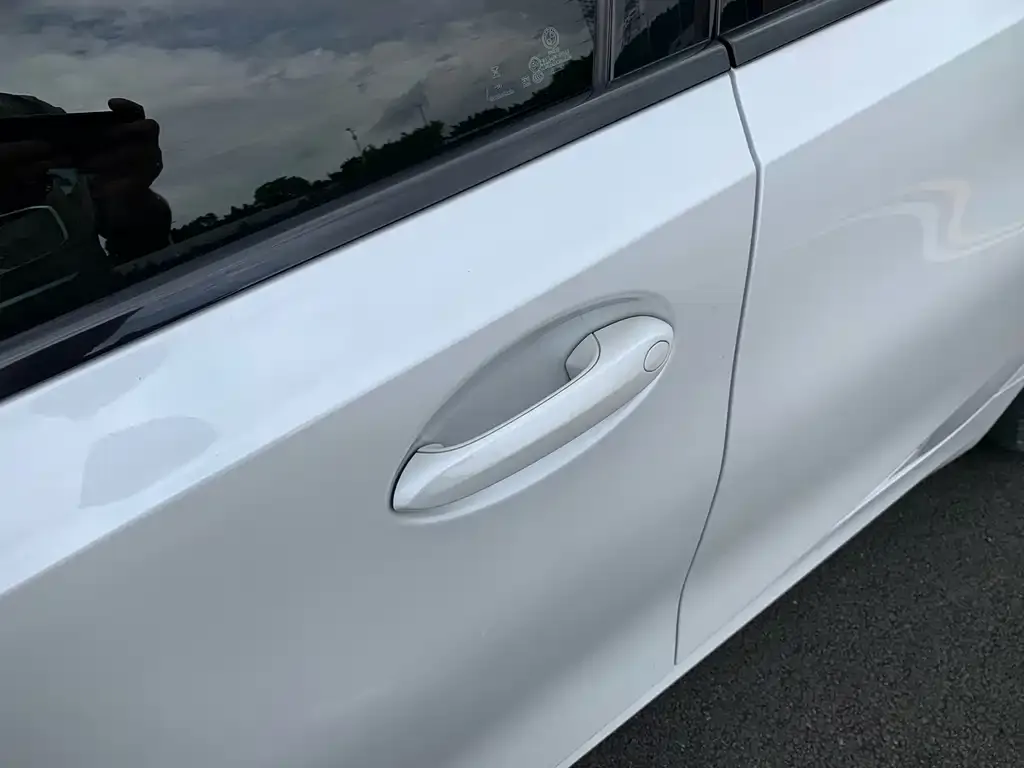 BMW 3 Series 2022 из CN, фото 2