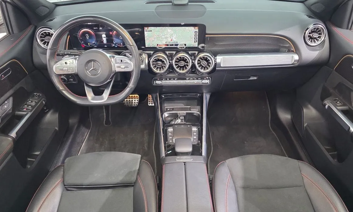 Mercedes-Benz GLB-Class — фото 10