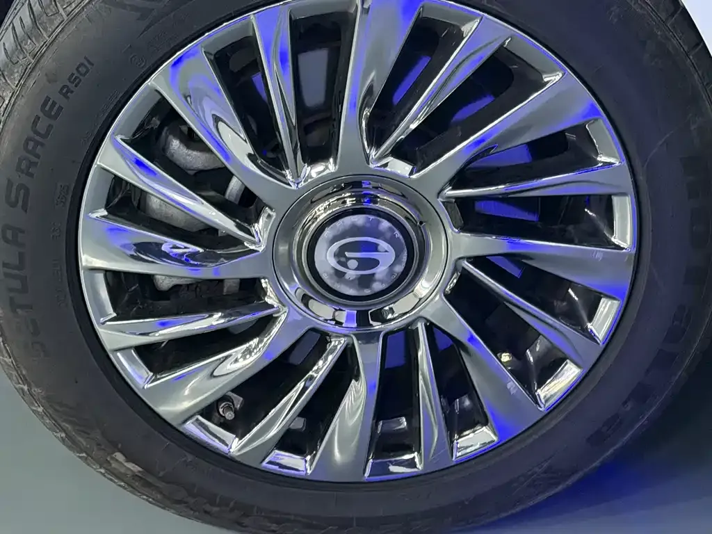 GAC Motor Trumpchi M8 — фото 8