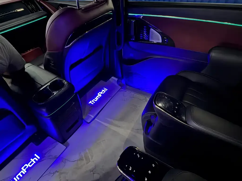 GAC Motor Trumpchi M8 — фото 3