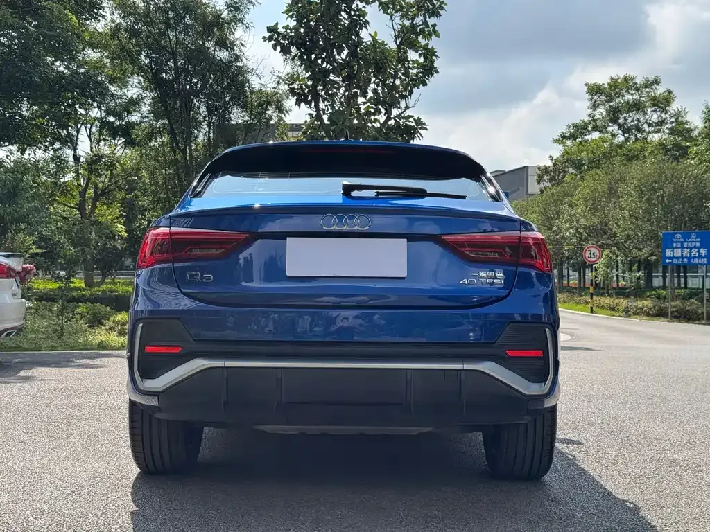 Audi Q3 Sportback — фото 7