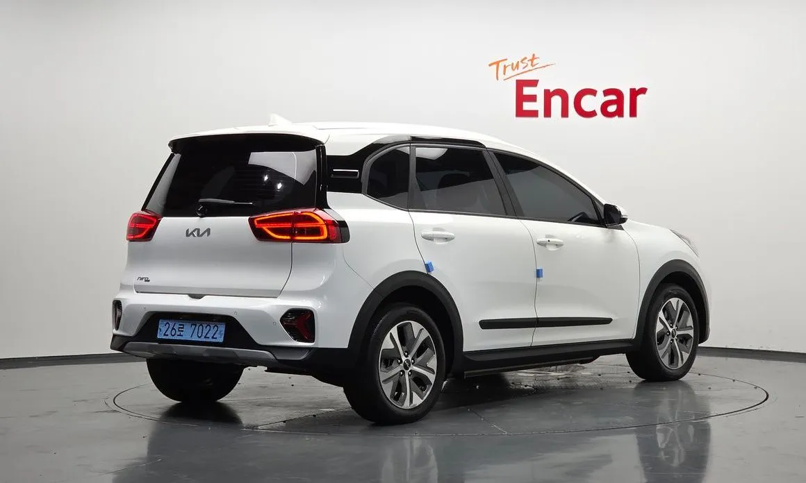 Kia Niro 2023 из KR, фото 4