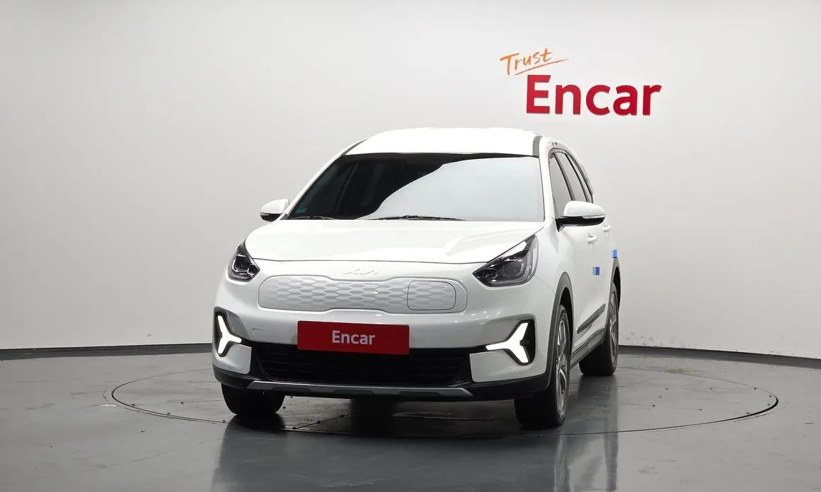 Kia Niro 2023 из KR, фото 3