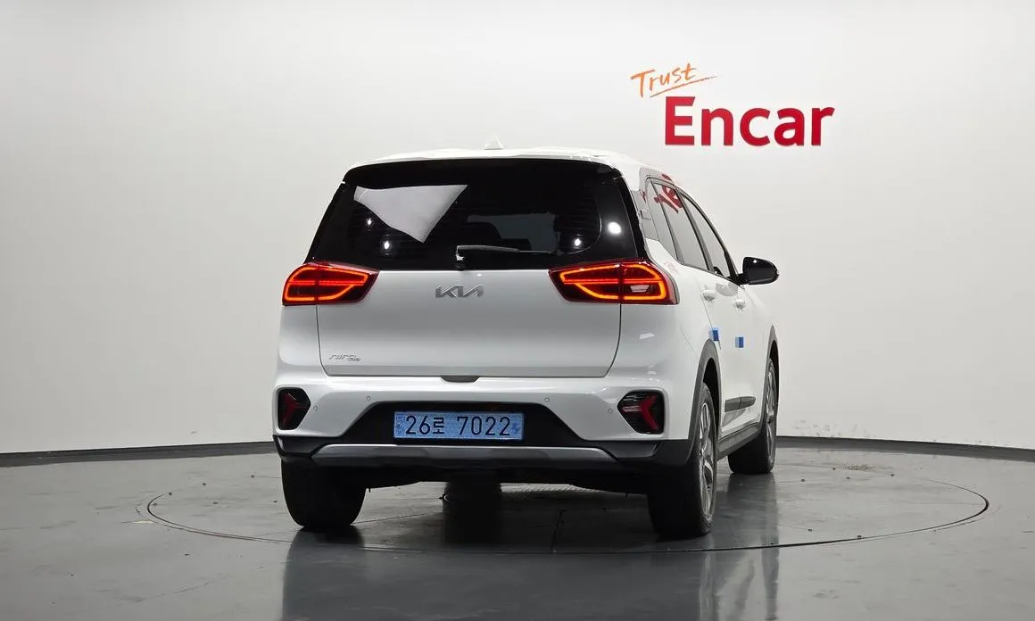 Kia Niro 2023 из KR, фото 5