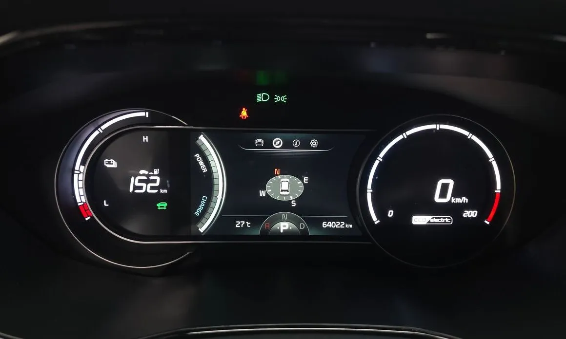 Kia Niro 2023 из KR, фото 10