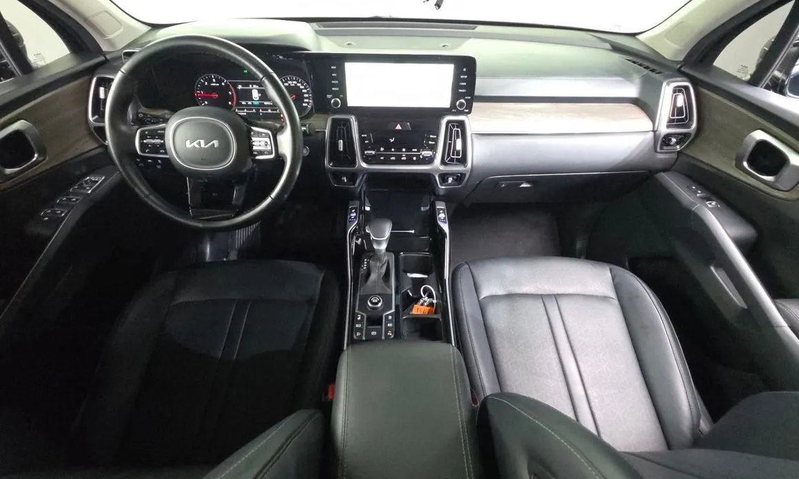 Kia Sorento — фото 8