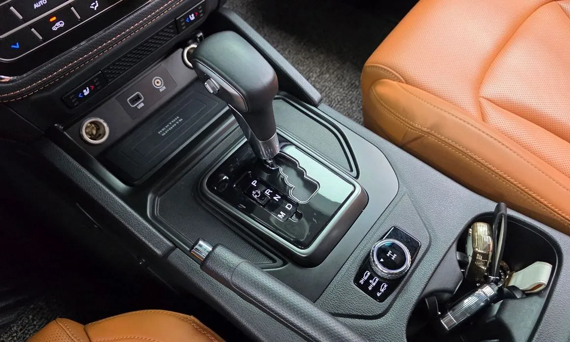 KG Mobility (Ssangyong) Rexton — фото 6