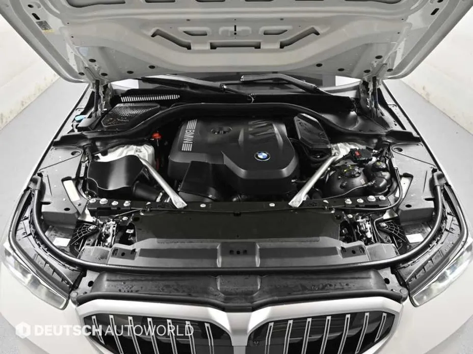 BMW 5-Series 2025 из KR, фото 8