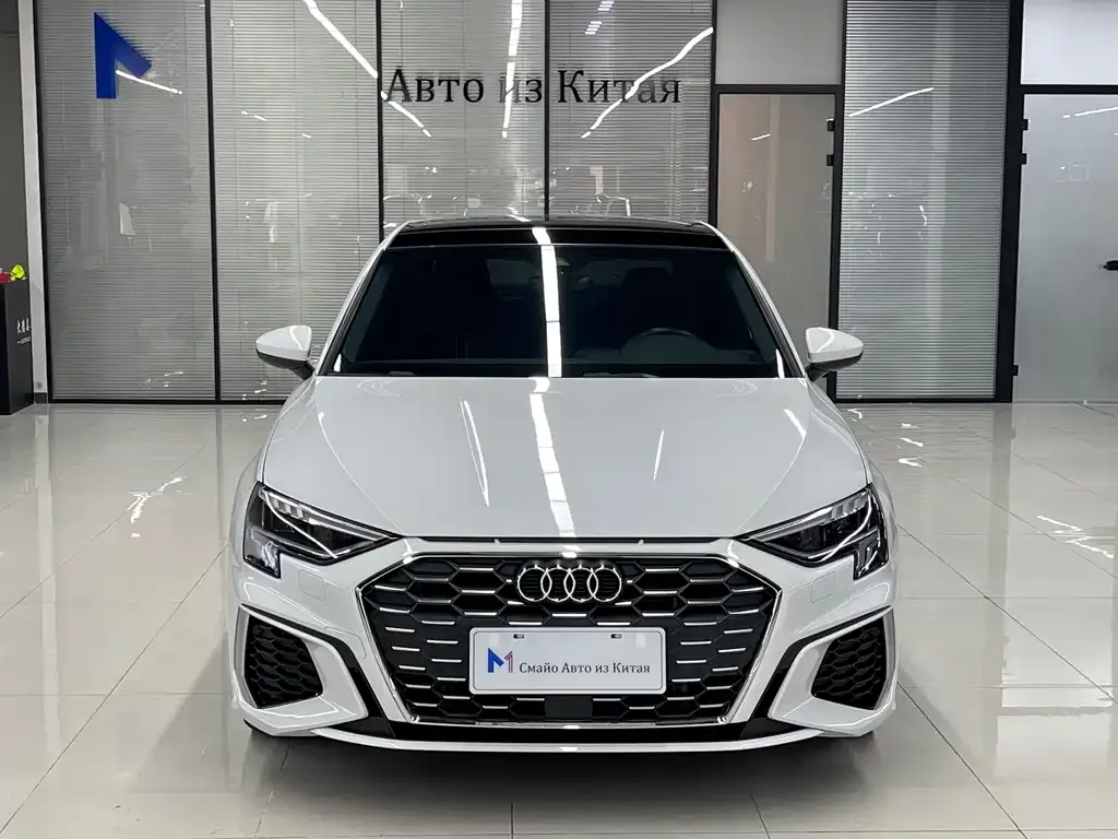 Audi A3 — фото 1