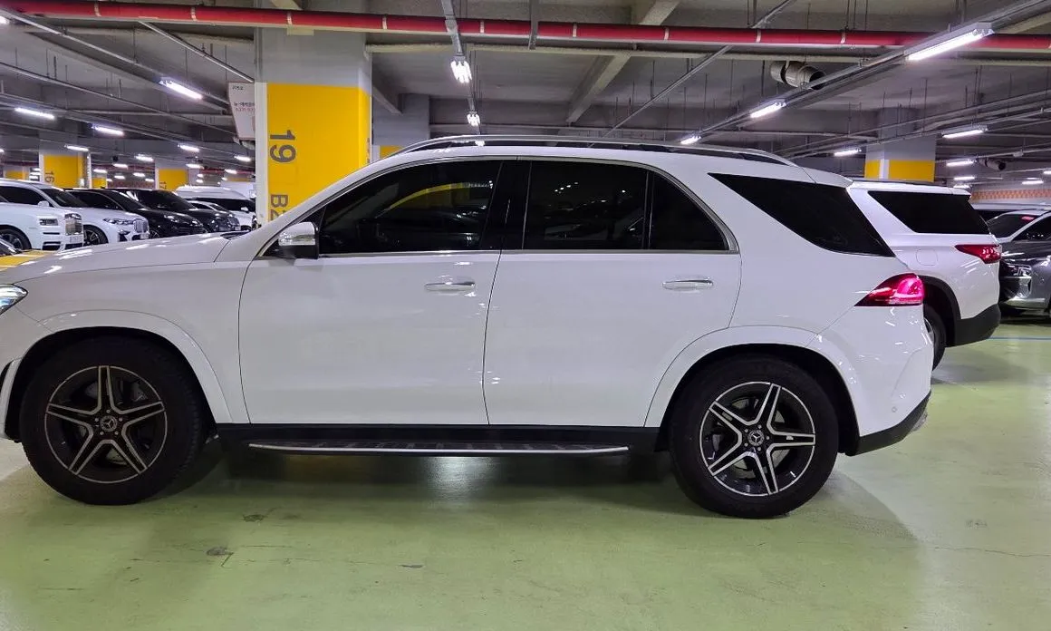 Mercedes-Benz GLE-Class — фото 8