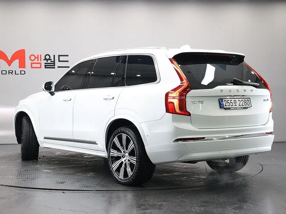 Volvo XC90 2023 из KR, фото 10