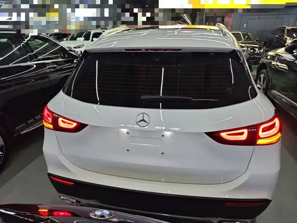 Mercedes-Benz GLA — фото 8