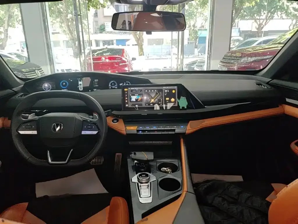Changan UNI-V — фото 9