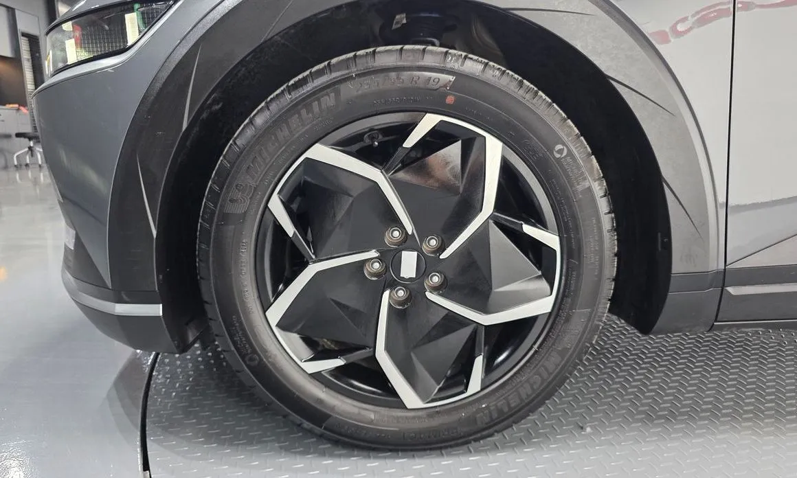 Hyundai Ioniq5 — фото 10