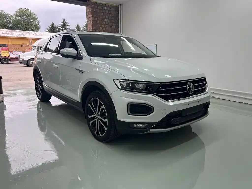 Volkswagen T-Roc — фото 3