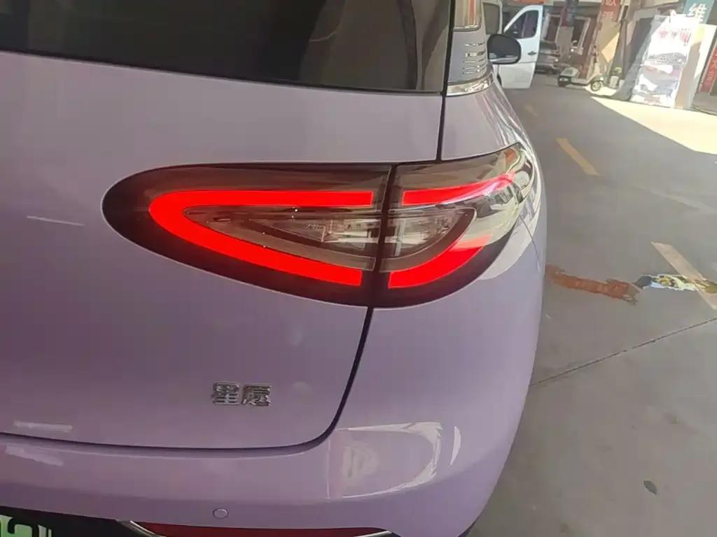 Geely Starburst — фото 4