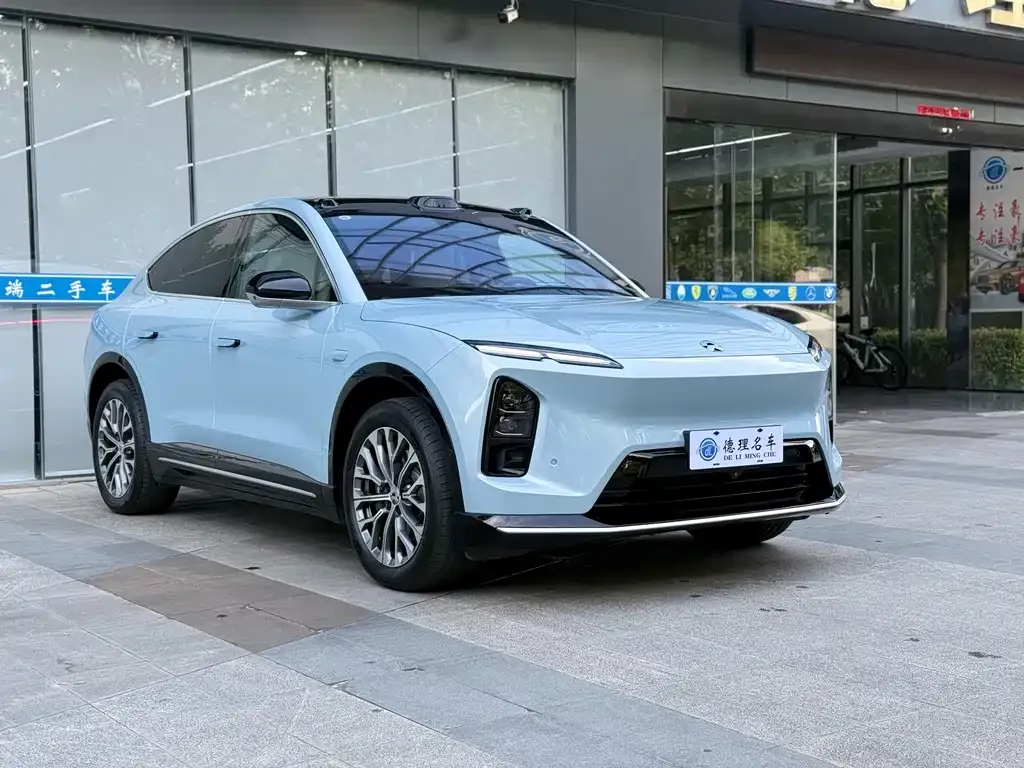 NIO EC6 — фото 10
