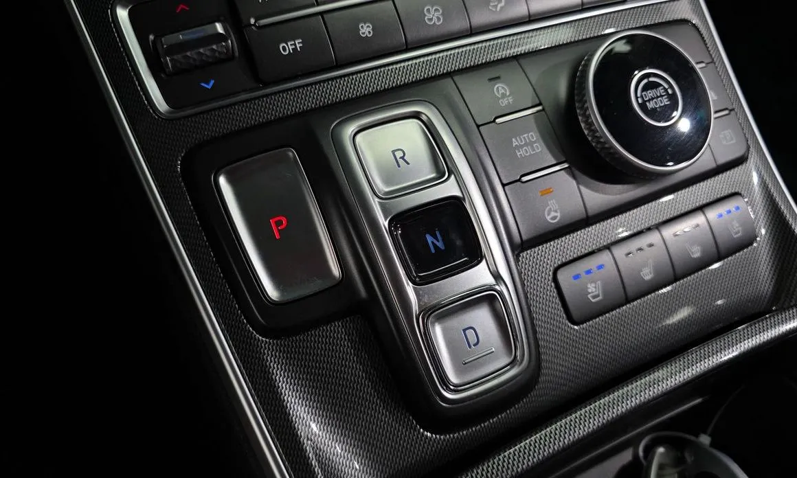 Hyundai Santafe — фото 9