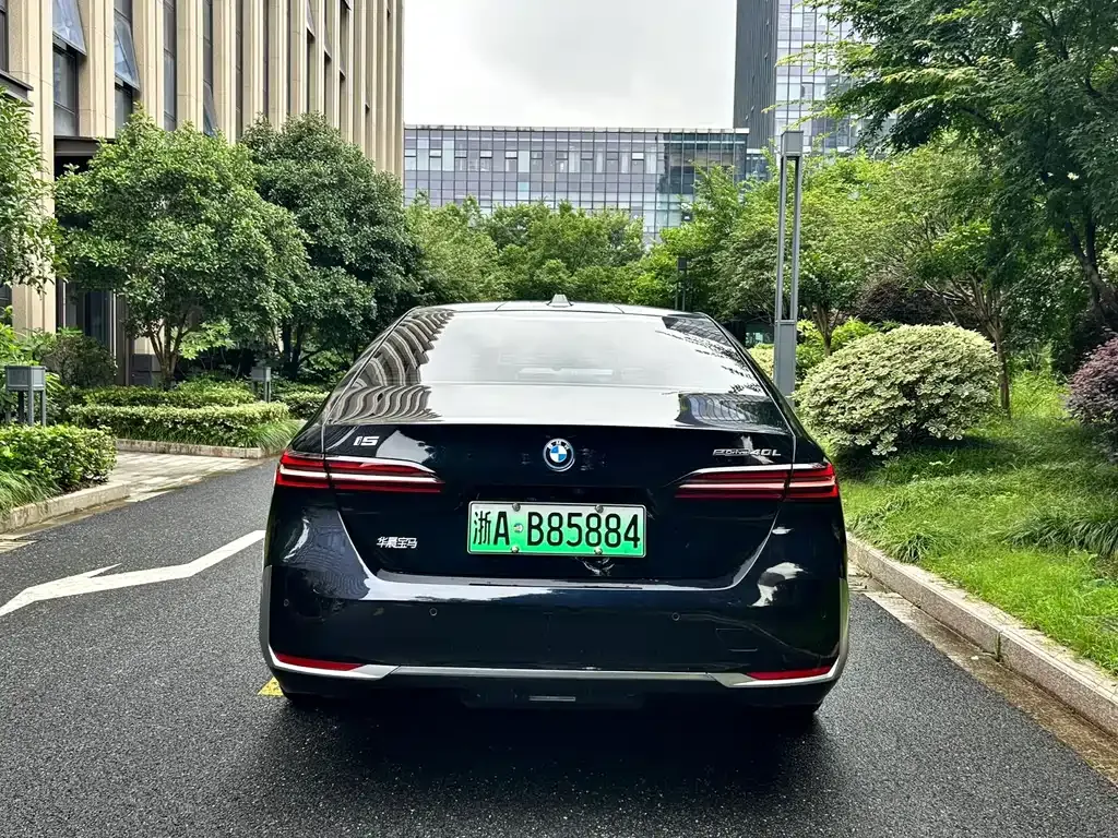 BMW i5 2025 из CN, фото 9