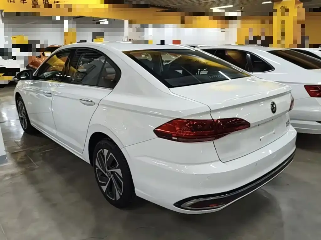 Volkswagen Bora 2024 из CN, фото 7