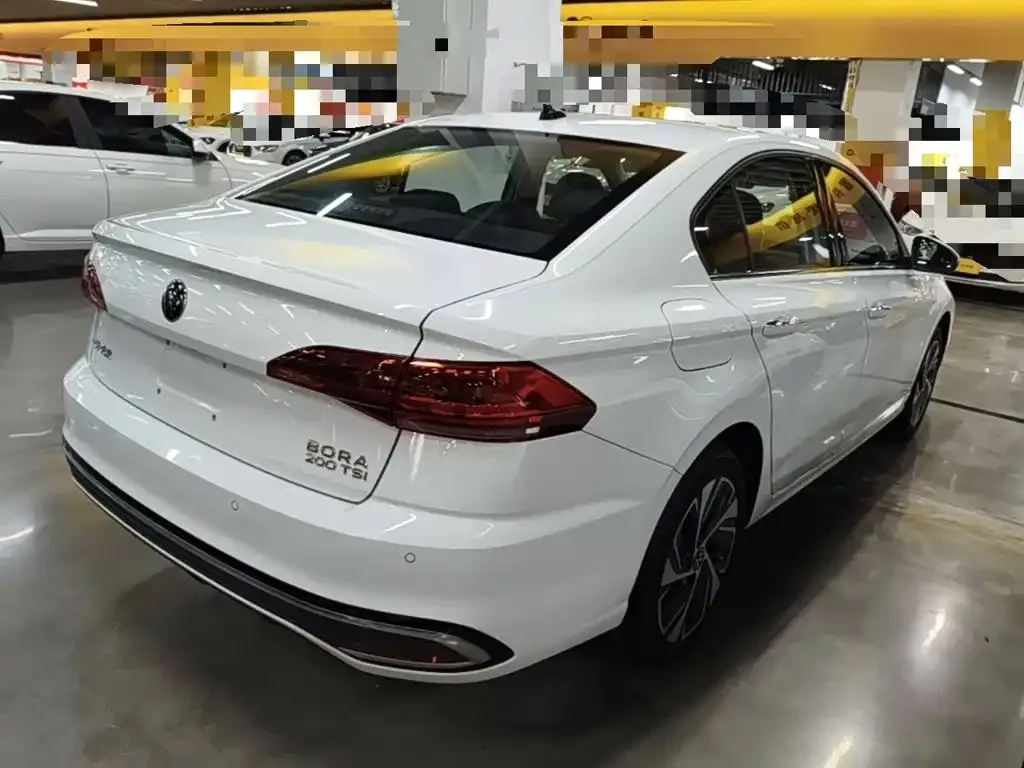 Volkswagen Bora 2024 из CN, фото 9