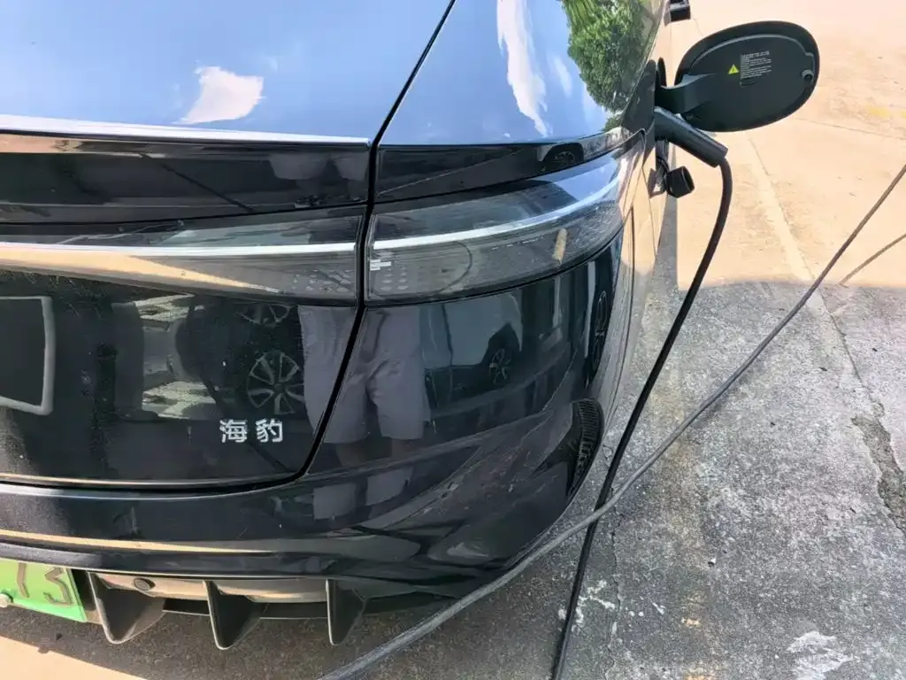 BYD Seal — фото 7