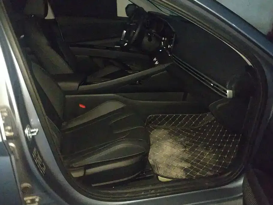 Hyundai Elantra 2024 из CN, фото 8