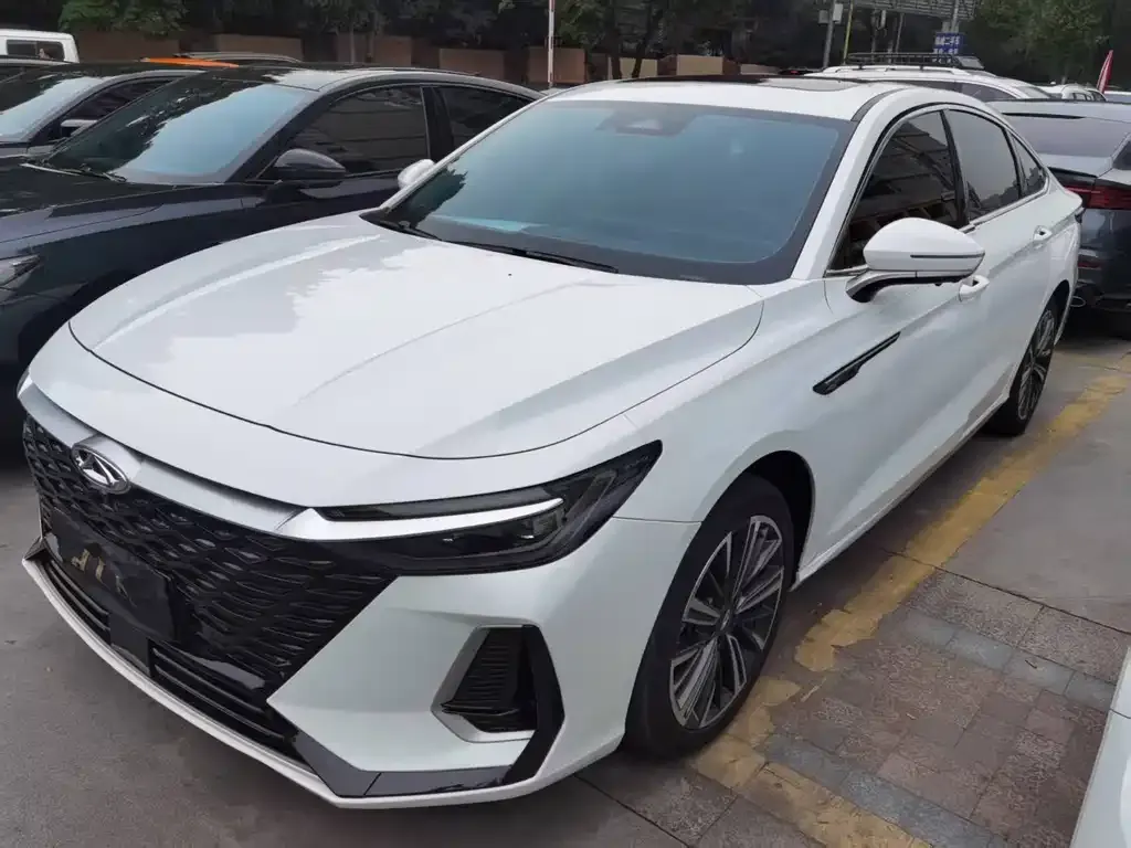 Chery Arrizo 8