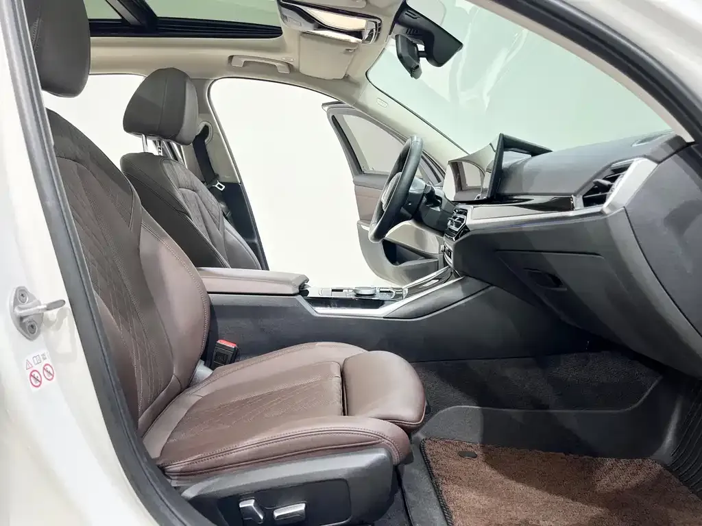 BMW i3 — фото 10