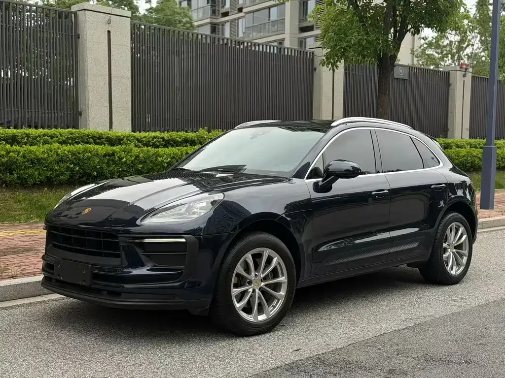 Porsche Macan — фото 1