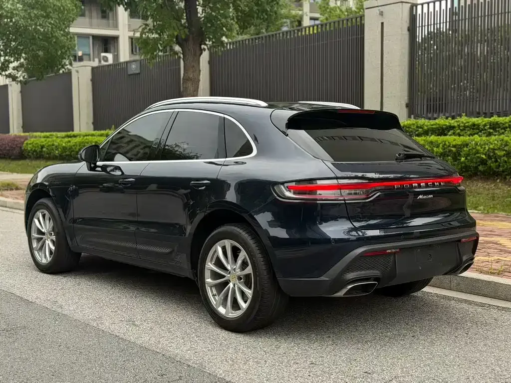 Porsche Macan — фото 10