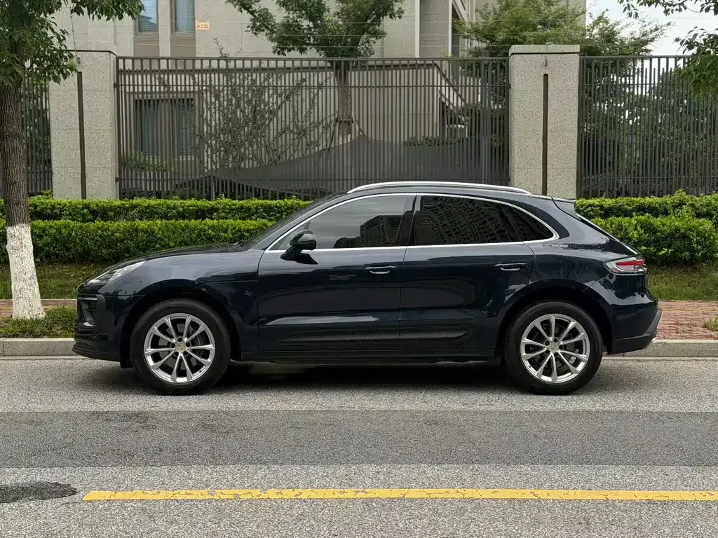 Porsche Macan — фото 9