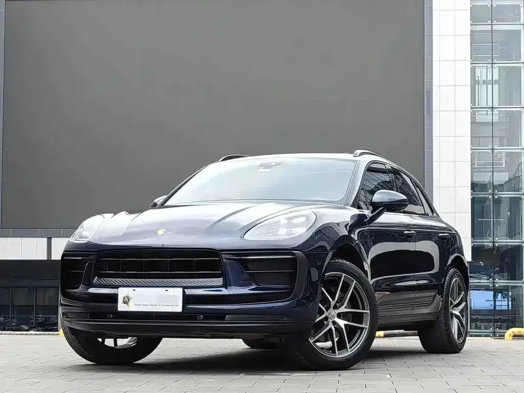 Porsche Macan — фото 1