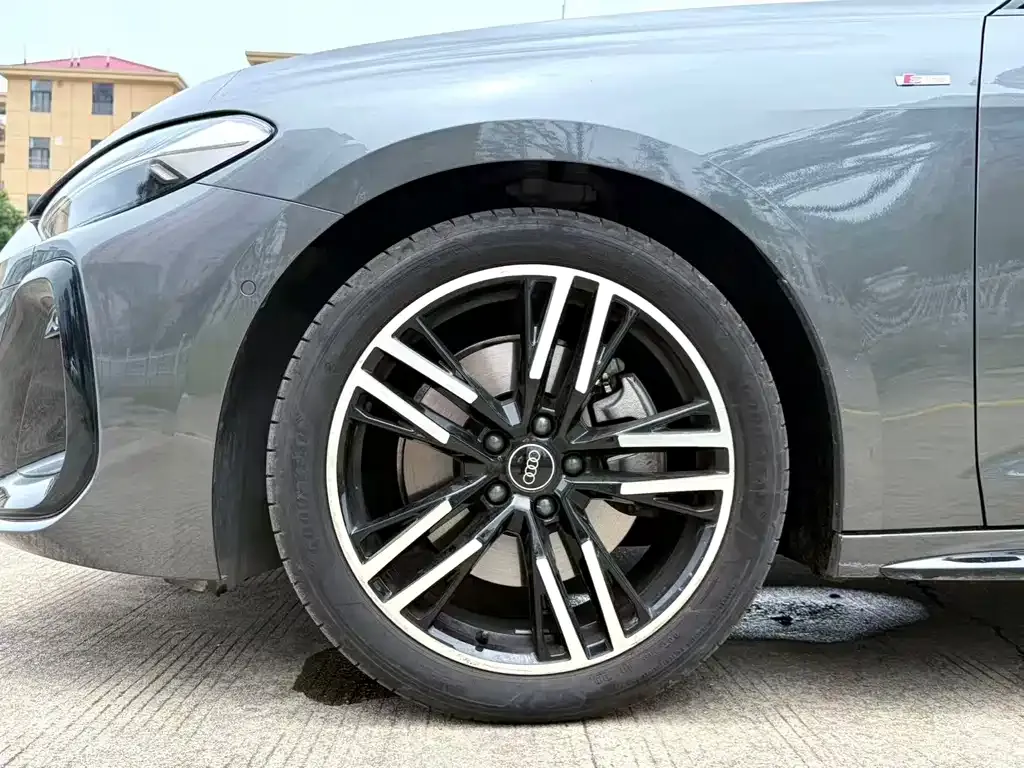 Audi A5L 2025 из CN, фото 6