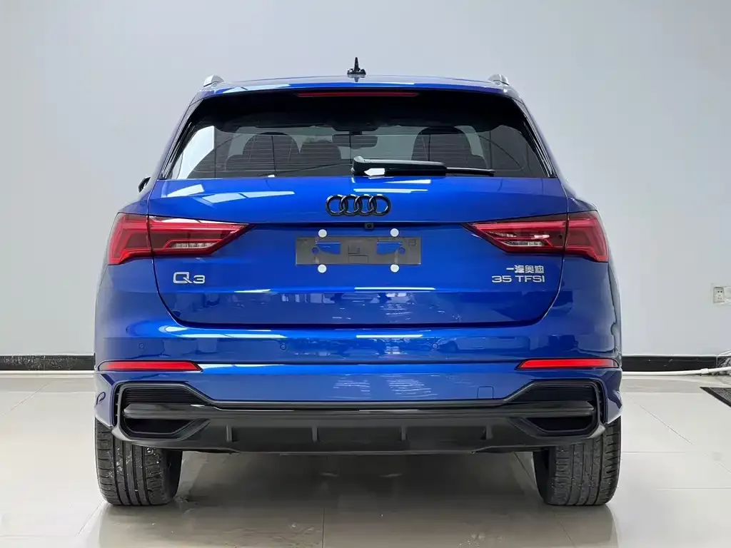 Audi Q3 — фото 8