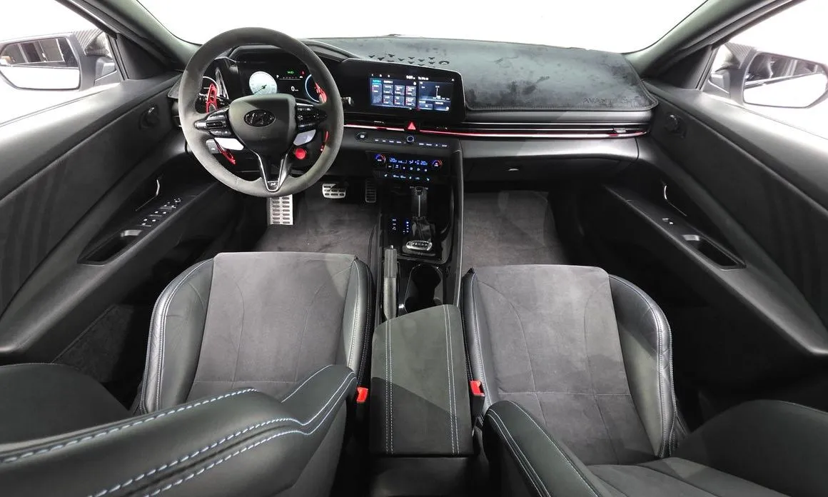 Hyundai AVANTE — фото 4
