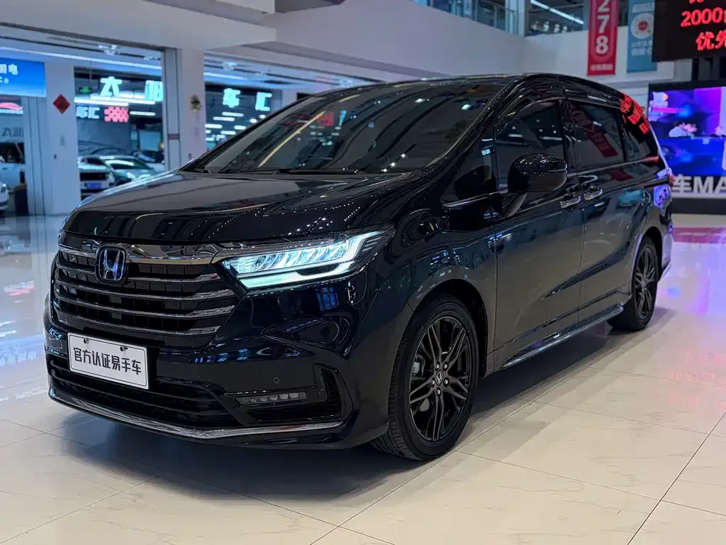 Honda Odyssey — фото 1