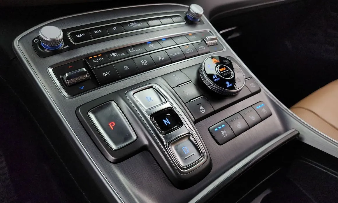 Hyundai Santafe — фото 9