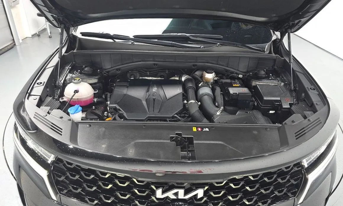 Kia Sorento — фото 10
