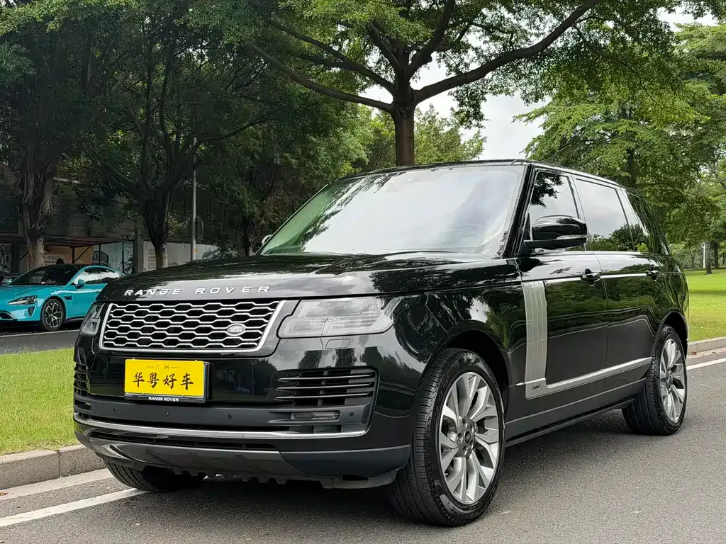 Land Rover Range Rover — фото 1