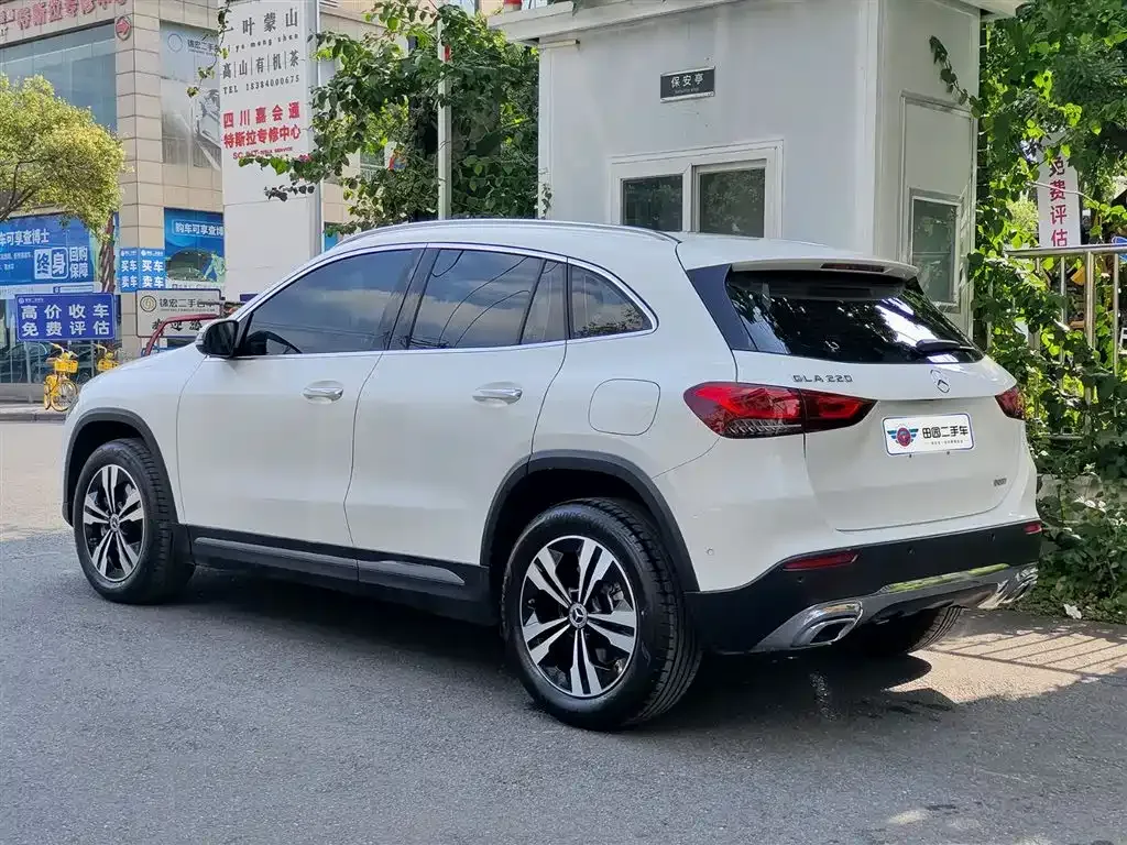 Mercedes-Benz GLA — фото 9