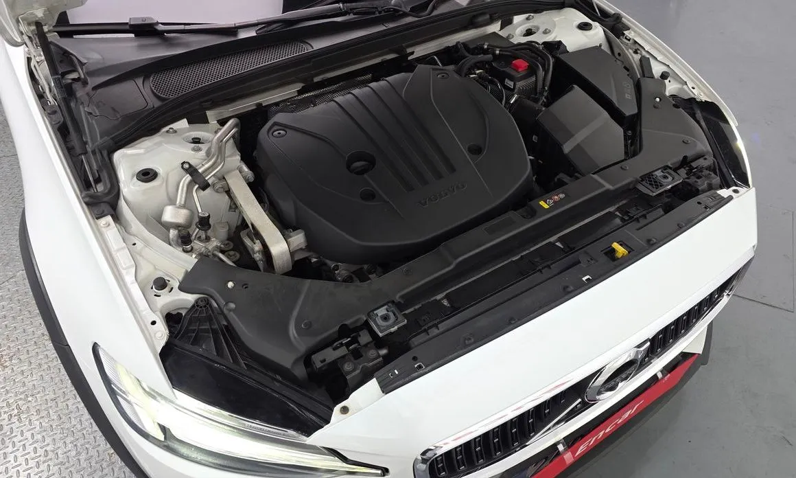 Volvo V60 2021 из KR, фото 6