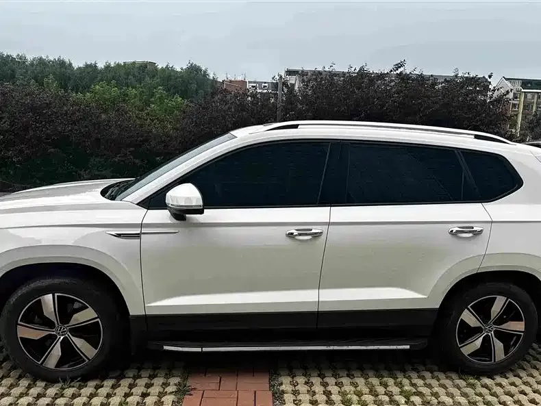 Volkswagen Tharu — фото 4