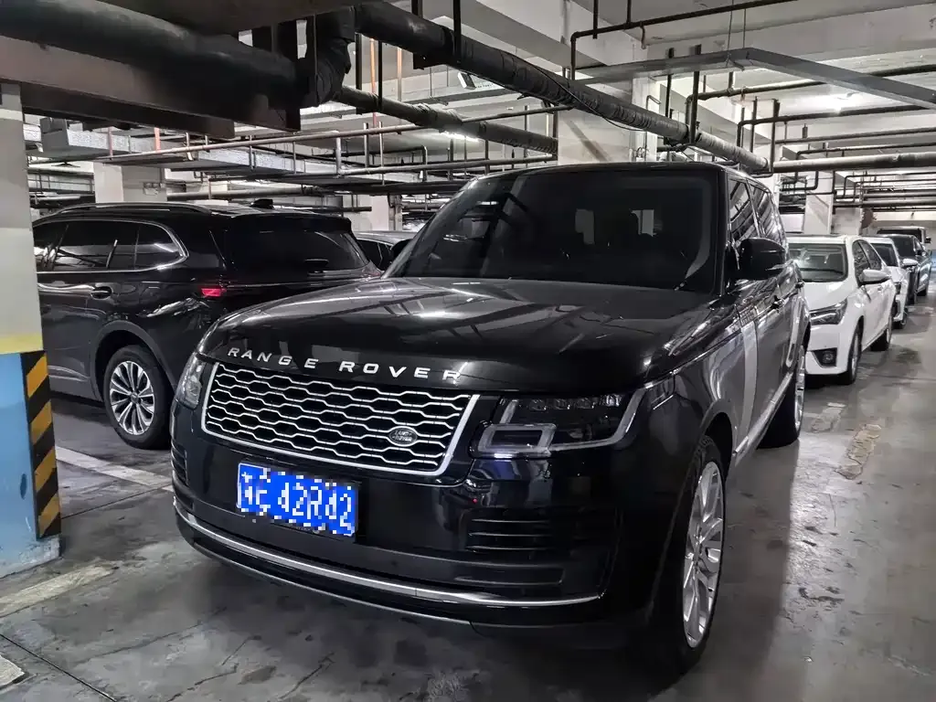 Land Rover Range Rover — фото 1