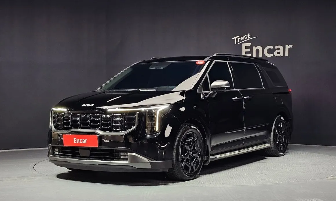 Kia Carnival — фото 1