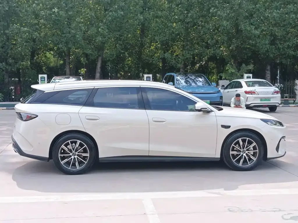 BYD Seal 06 DM-i Touring Edition — фото 10