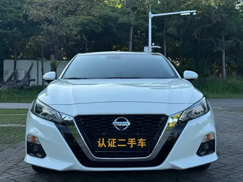 Nissan Teana — фото 2